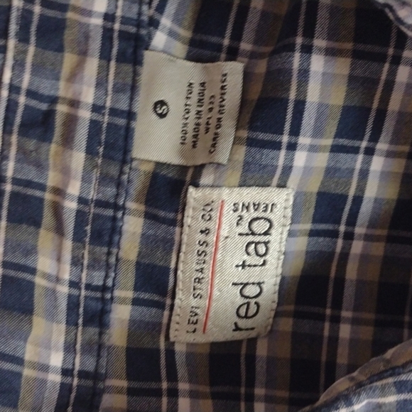 Levi's red tab navy plaid shirt size small - Picture 2 of 3
